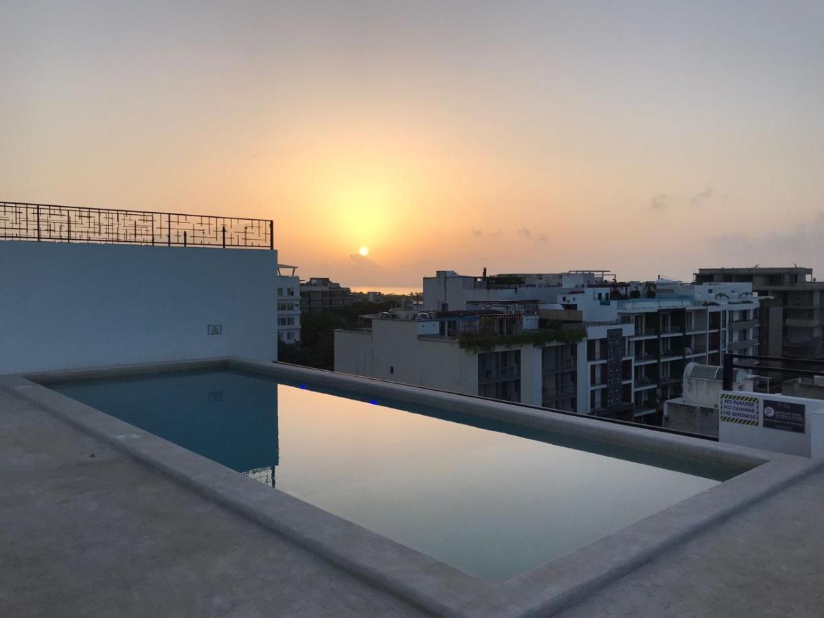 Rentas Vacacionales Torre Diez Playa del Carmen Exterior photo